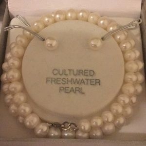 Fresh water pearl set